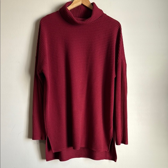 Time and Tru Turtleneck Sweater Medium Ribbed Womens Maroon Burgundy Stretch - Picture 1 of 5